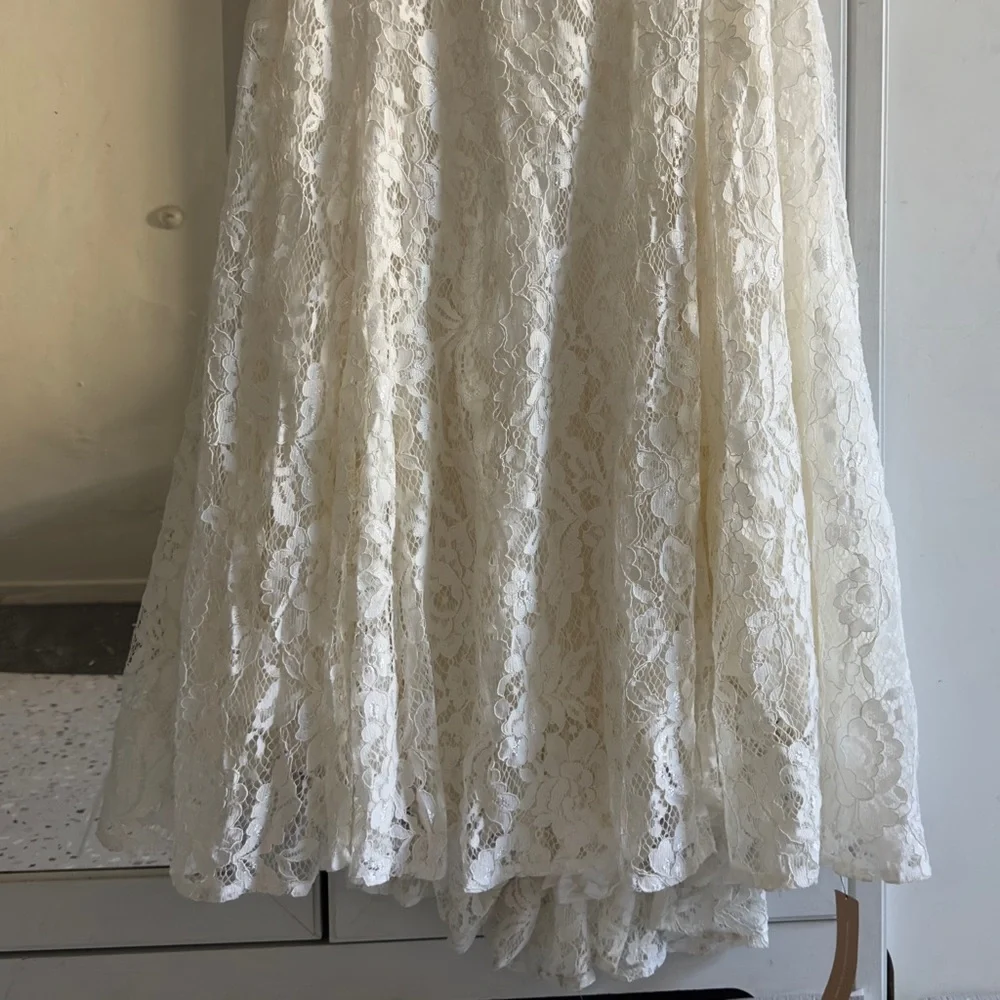 Reformation Hestia Lace Dress in Ivory Size 4 - Picture 5 of 10